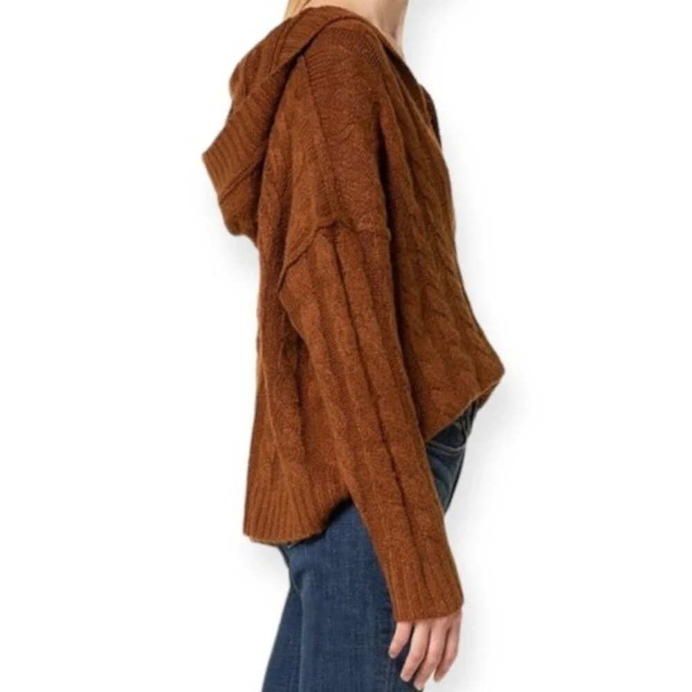 American Eagle Cable Knit Long Sleeve Pullover Hoodie